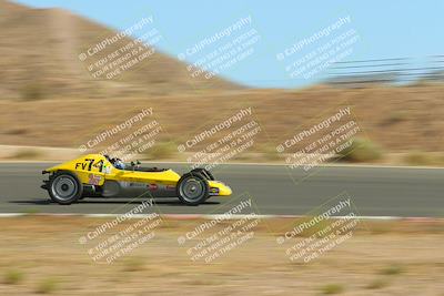 media/Jun-01-2025-CalClub SCCA (Sun) [[eae223c5dd]]/Group 3/Qualifying/
